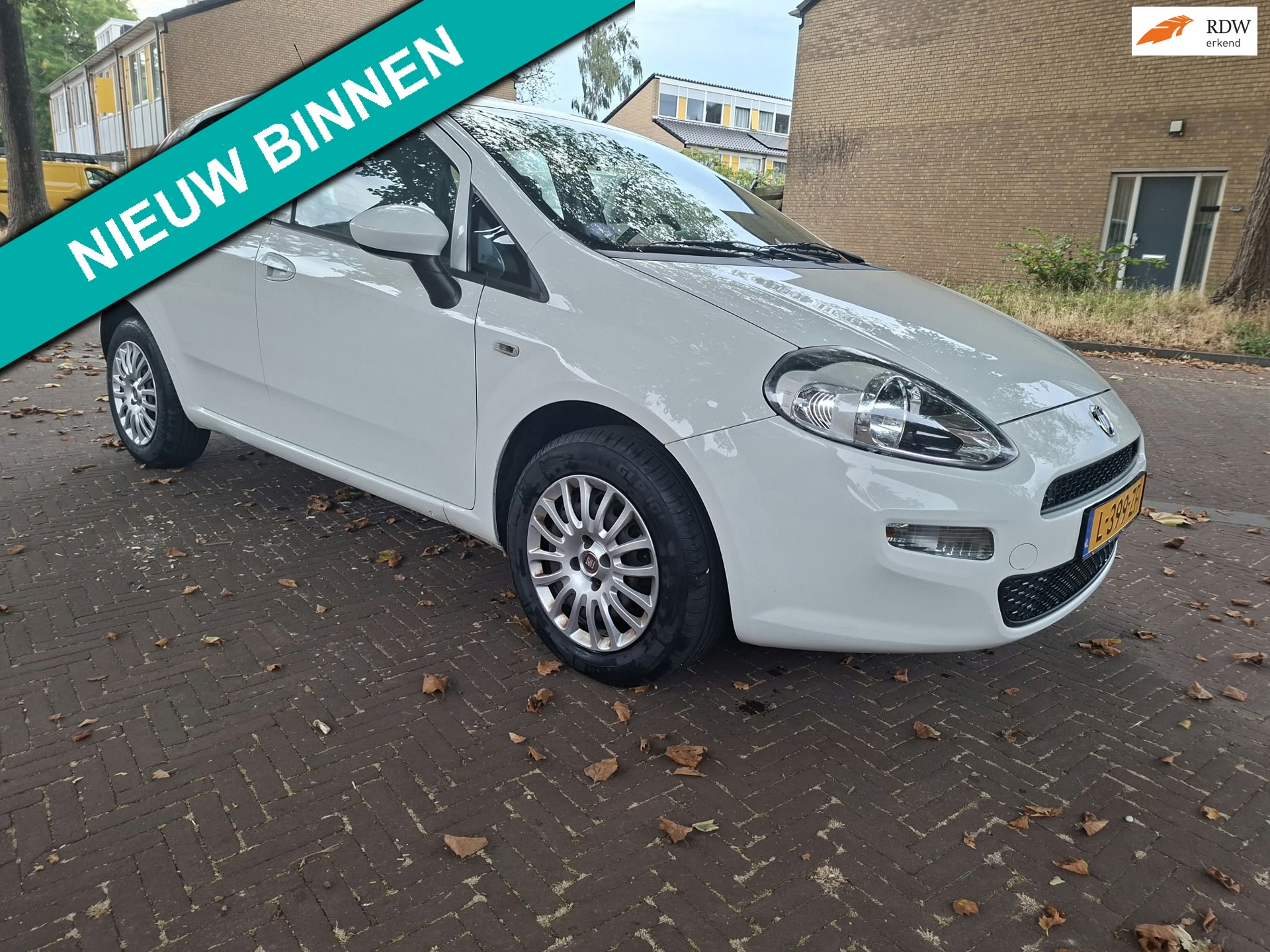 Fiat Punto Evo Eerste eigenaar/ bouwjaar 2017 / 5 deurs / leuke auto