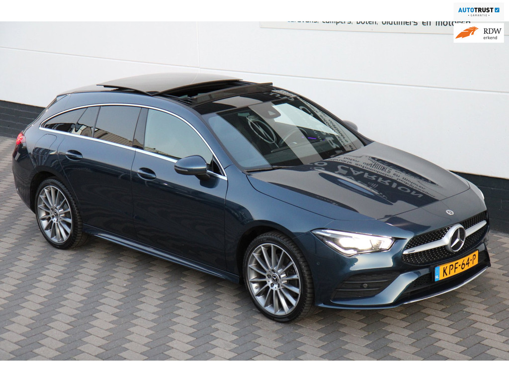 Mercedes-Benz CLA-Klasse Shooting Brake 250 e AMG Line Pano