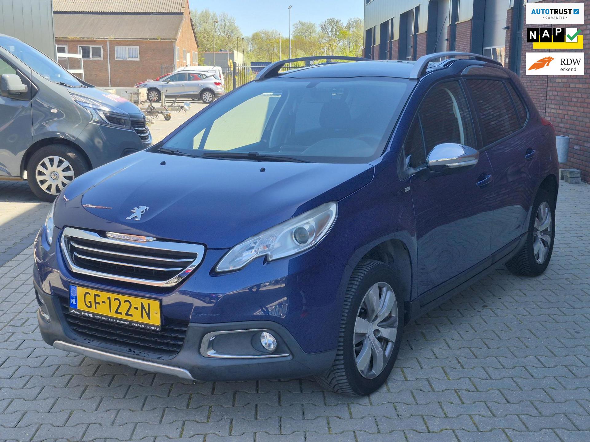 Peugeot 2008 1.2 PureTech Style pano dak LED
