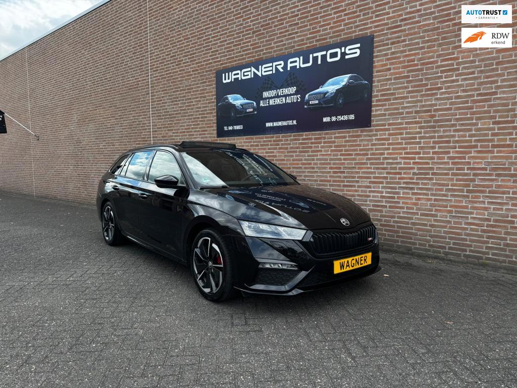 Skoda Octavia Combi 2.0 TSI RS BOMVOLL KEYLESS PANO RIJHULPSYSTEMEN STUUR+STOELVERWARMING
