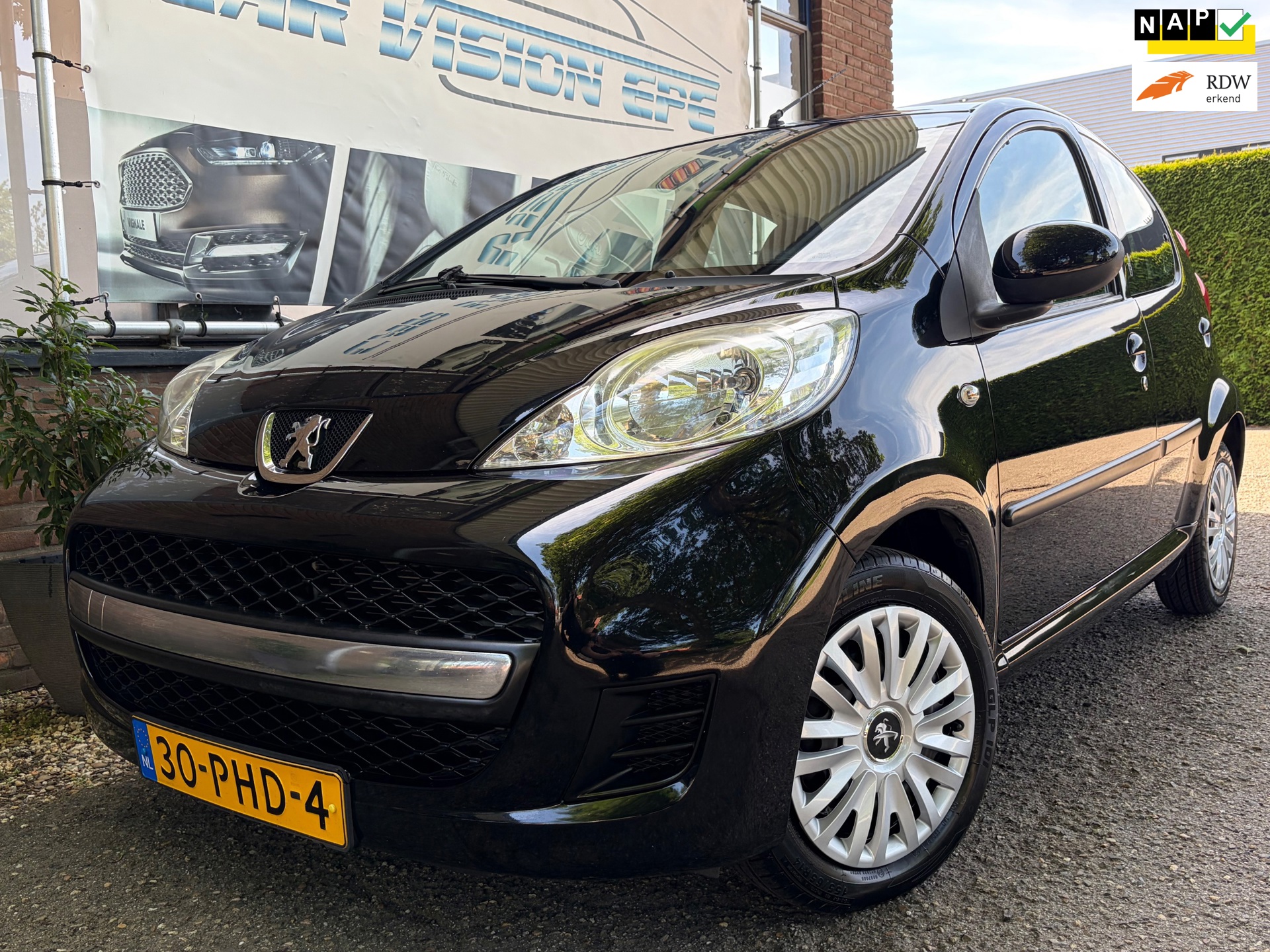 Peugeot 107 1.0-12V Urban Move|Airco|Cv|5-drs|
