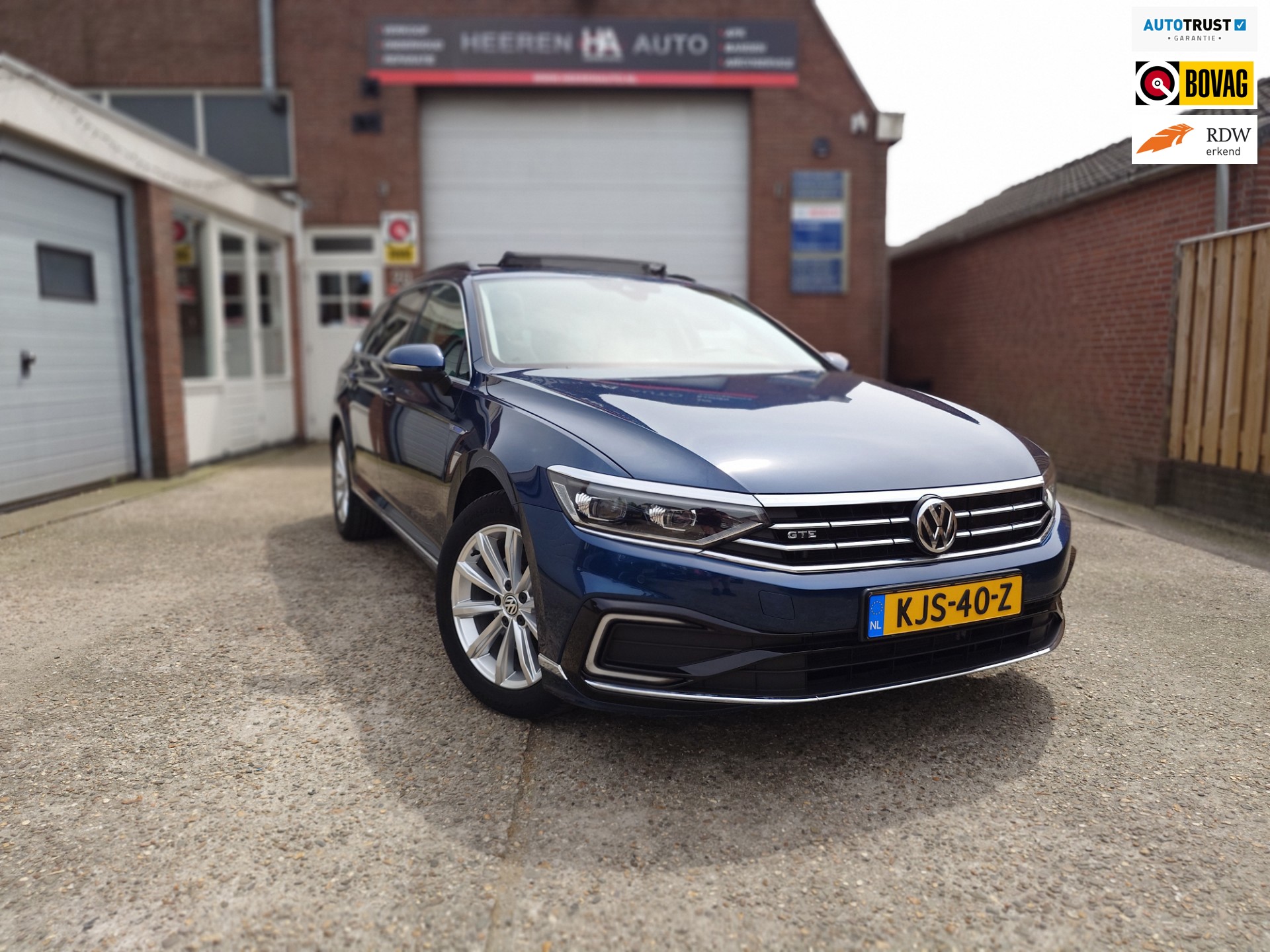 Volkswagen Passat Variant 1.4 TSI PHEV GTE Business, Dealer onderhouden, Panorama, Trekhaak