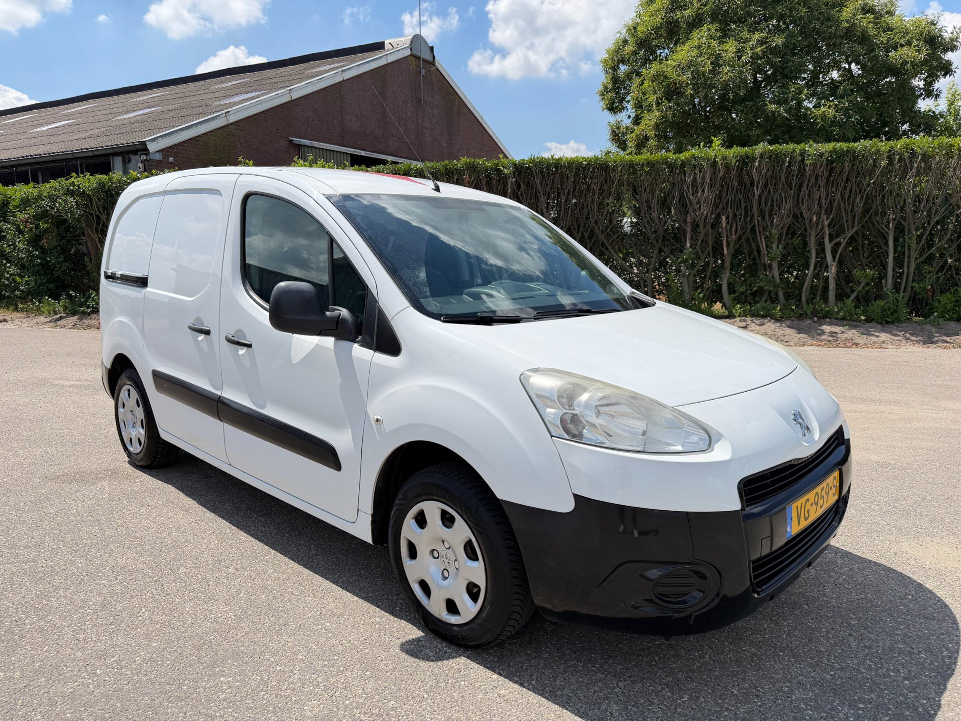 Peugeot Partner 1.6 HDI - AC - 3 ZITS - APK 6/2027 - EURO 5