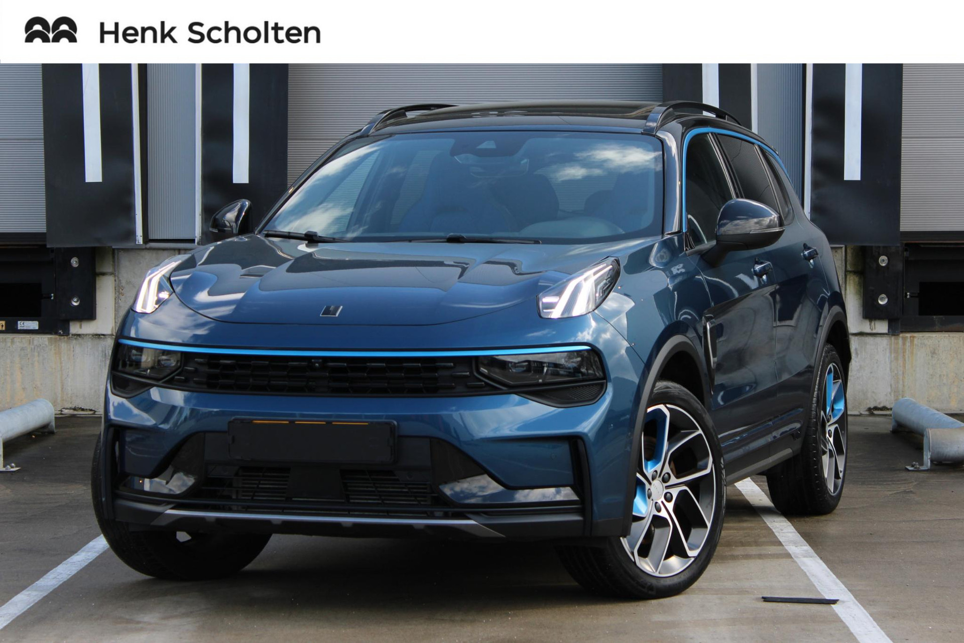 Lynk & Co 01 | Panoramadak | Verwarmbare voorstoelen | Adaptieve cruise control | Apple carplay/Android auto | Elektrische achterklep | Keyless