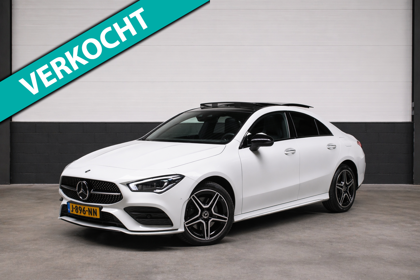 Mercedes-Benz CLA-klasse 250 e AMG l Pano l Sfeer l Camera
