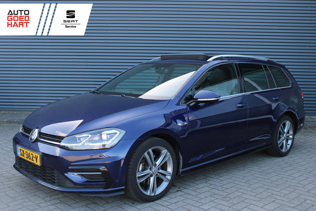 Volkswagen Golf Variant 1.0 TSI Highline Business R Panoramadak Virtual-Cockpit Full-LED CarPlay