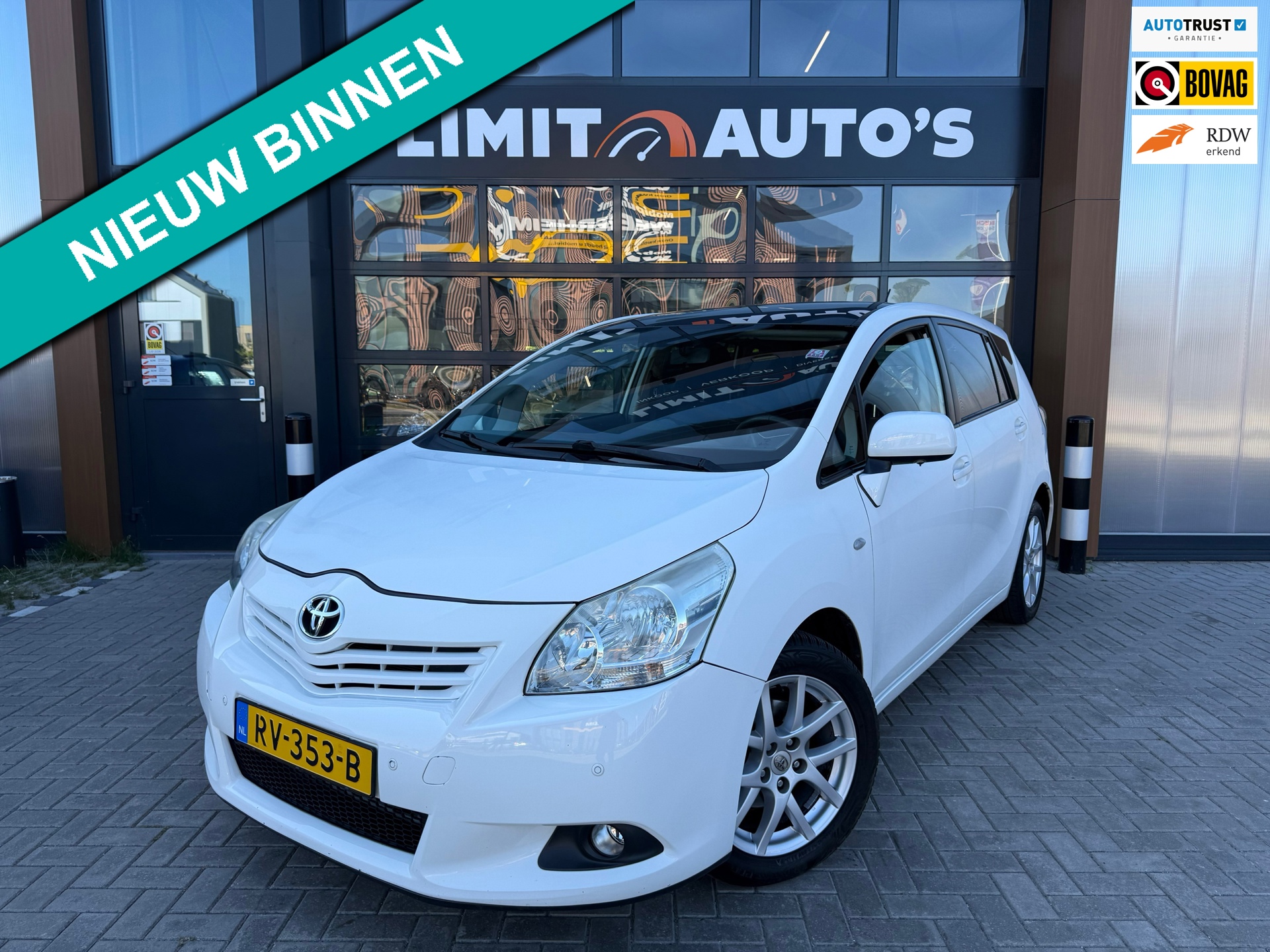 Toyota Verso 1.8 VVT-i Dynamic Business Limited/Pano/Pdc v+a/Cruise/Navi/Camera/Climate/Elek.Ramen/Trekhaak/Apk