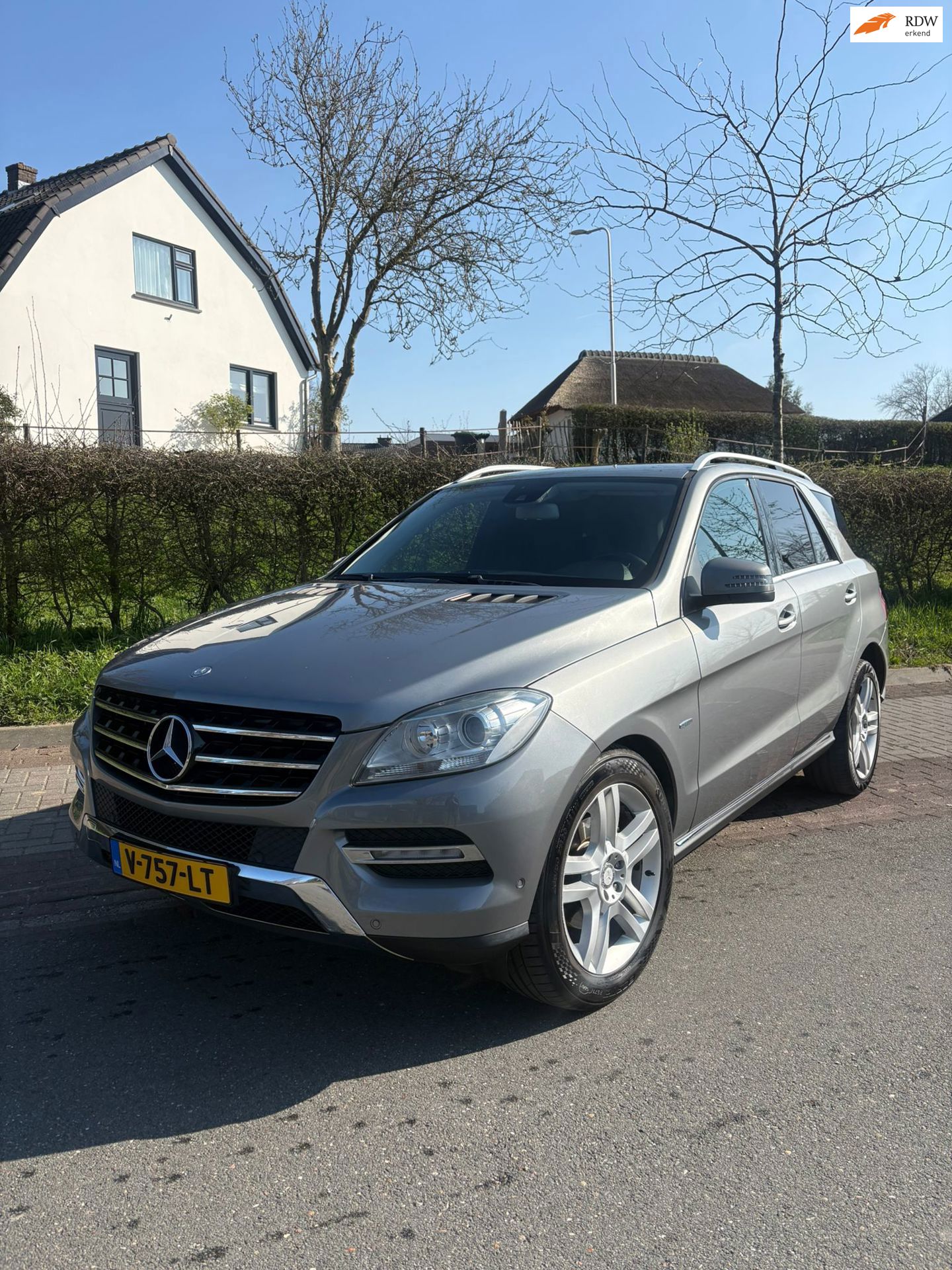 Mercedes-Benz ML 350 BLUETEC 4MATIC Grijskenteken