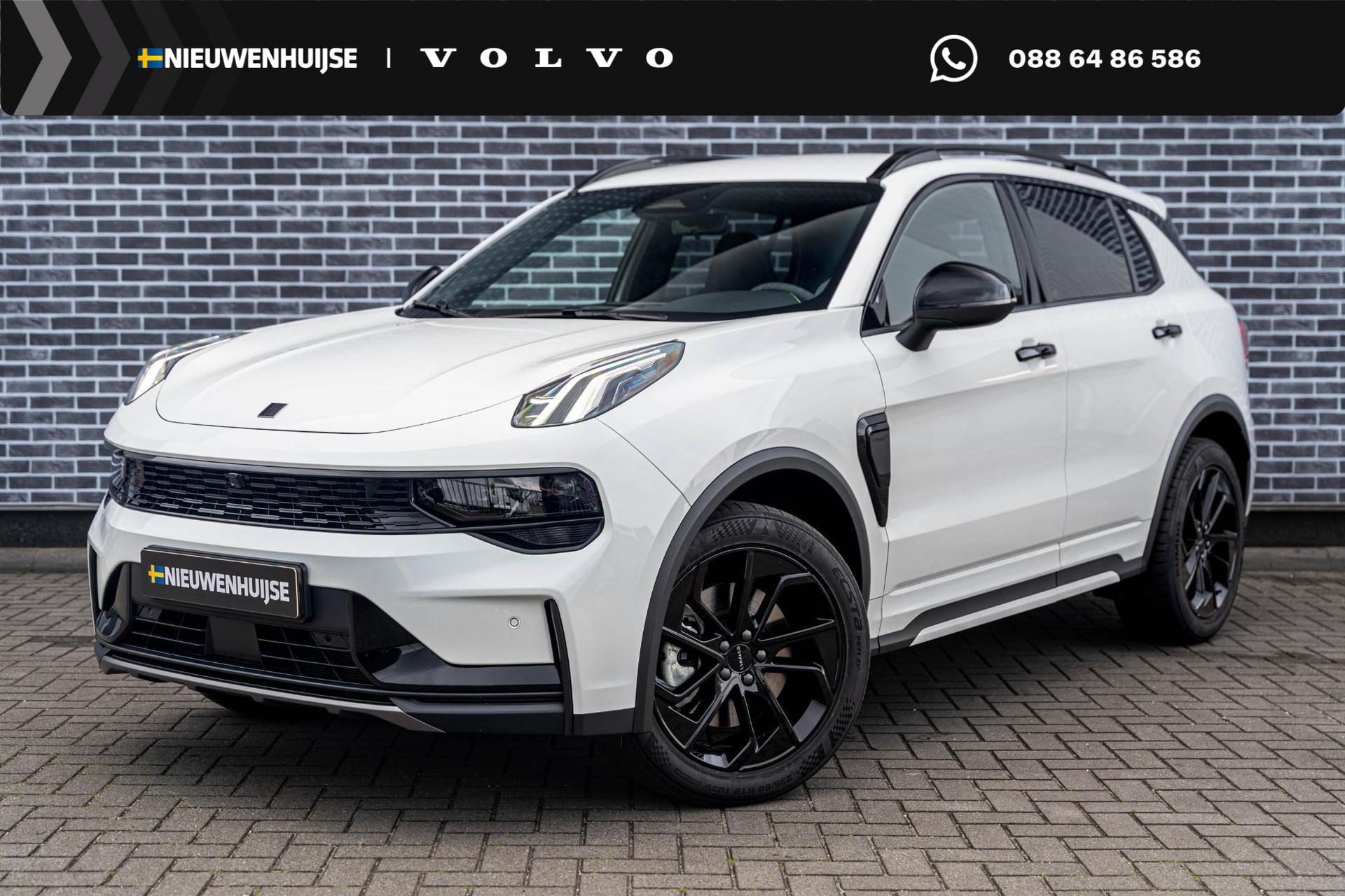 Lynk & Co 01 Plug-in Hybrid 1.5 Core Black Edition