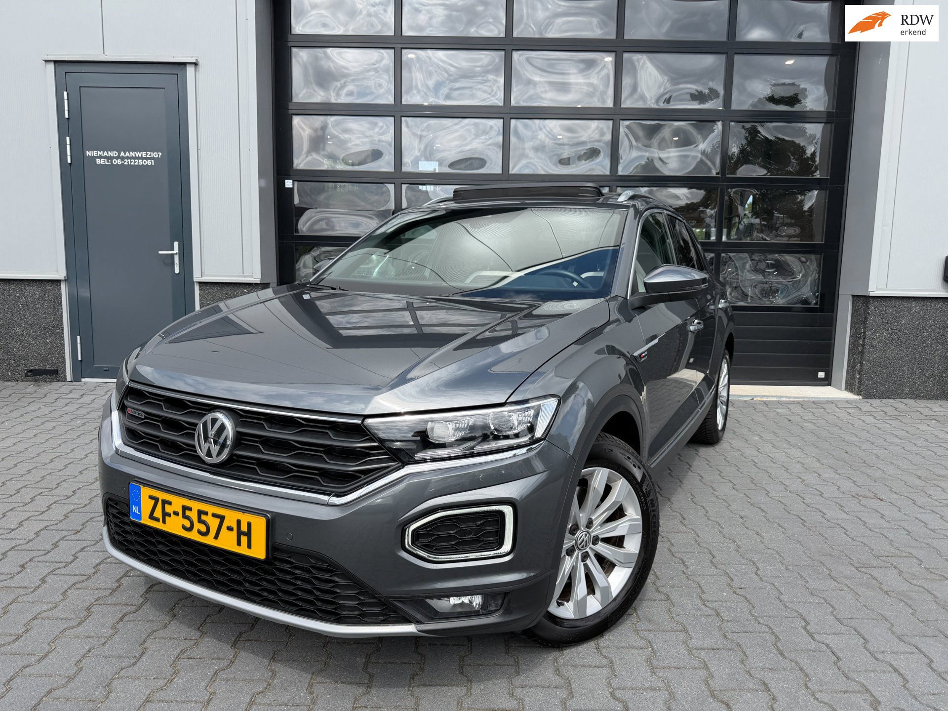 Volkswagen T-Roc 2.0 TSI 4Motion Sport trekhaak panoramadak incl beurt