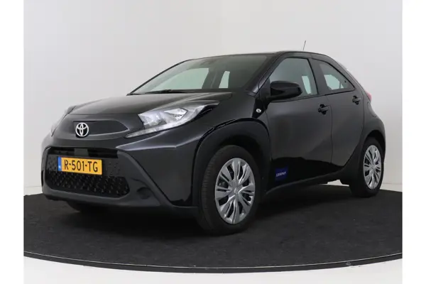 1.0 VVT-i S-CVT play