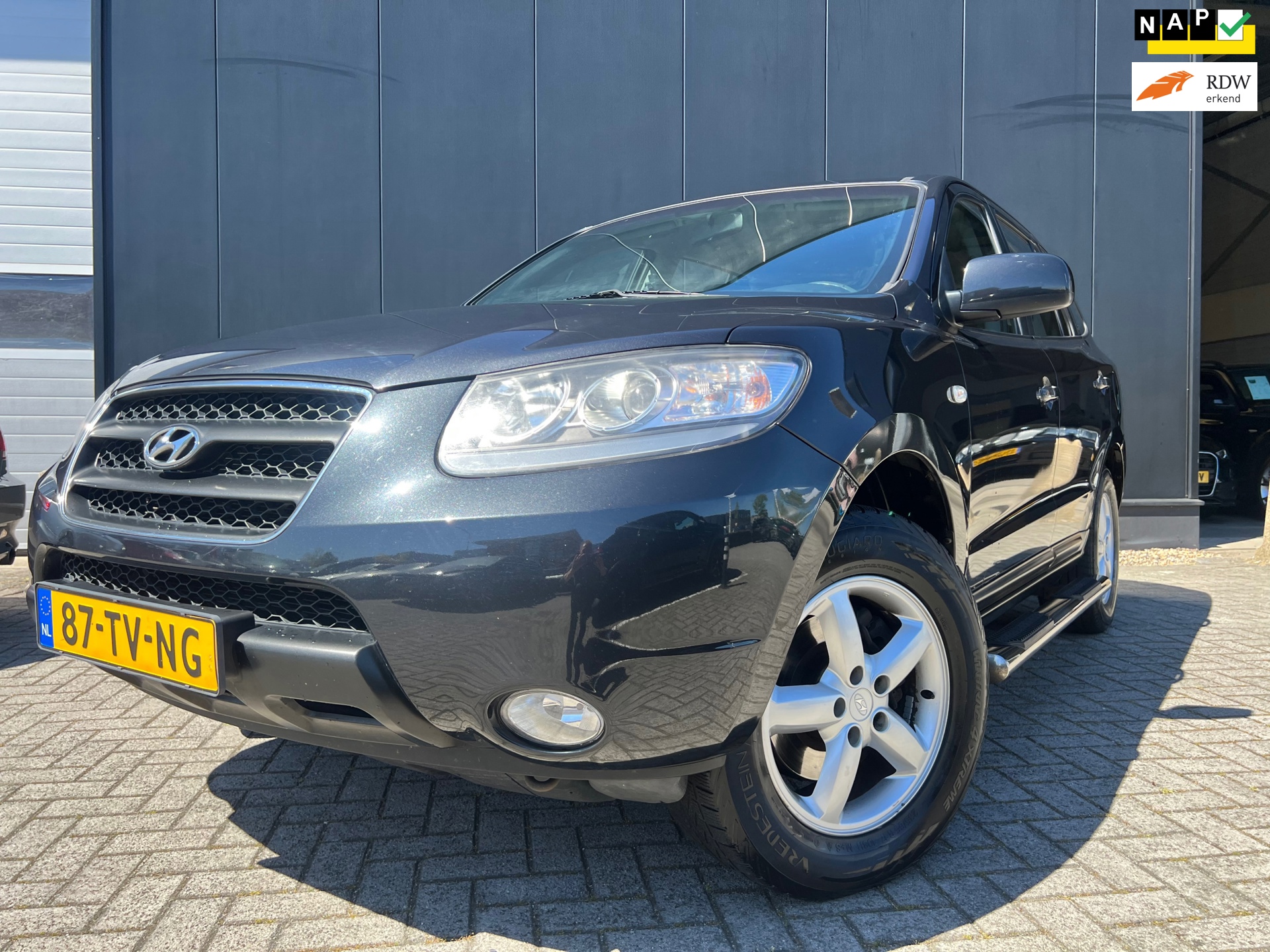 Hyundai Santa Fe 2.7i V6 Active Clima/Trekh/Cc/Lmv/Nap/Apk 6-2027....