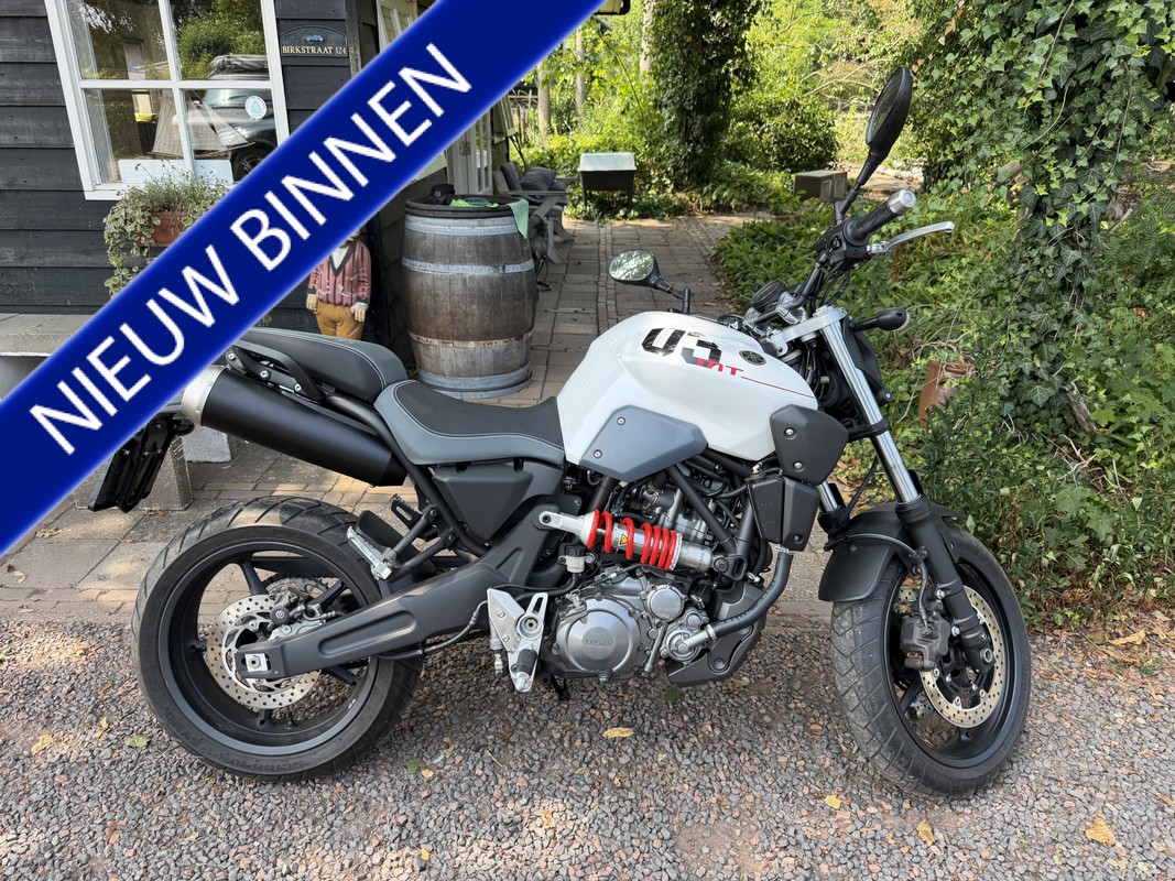 Yamaha MT 03