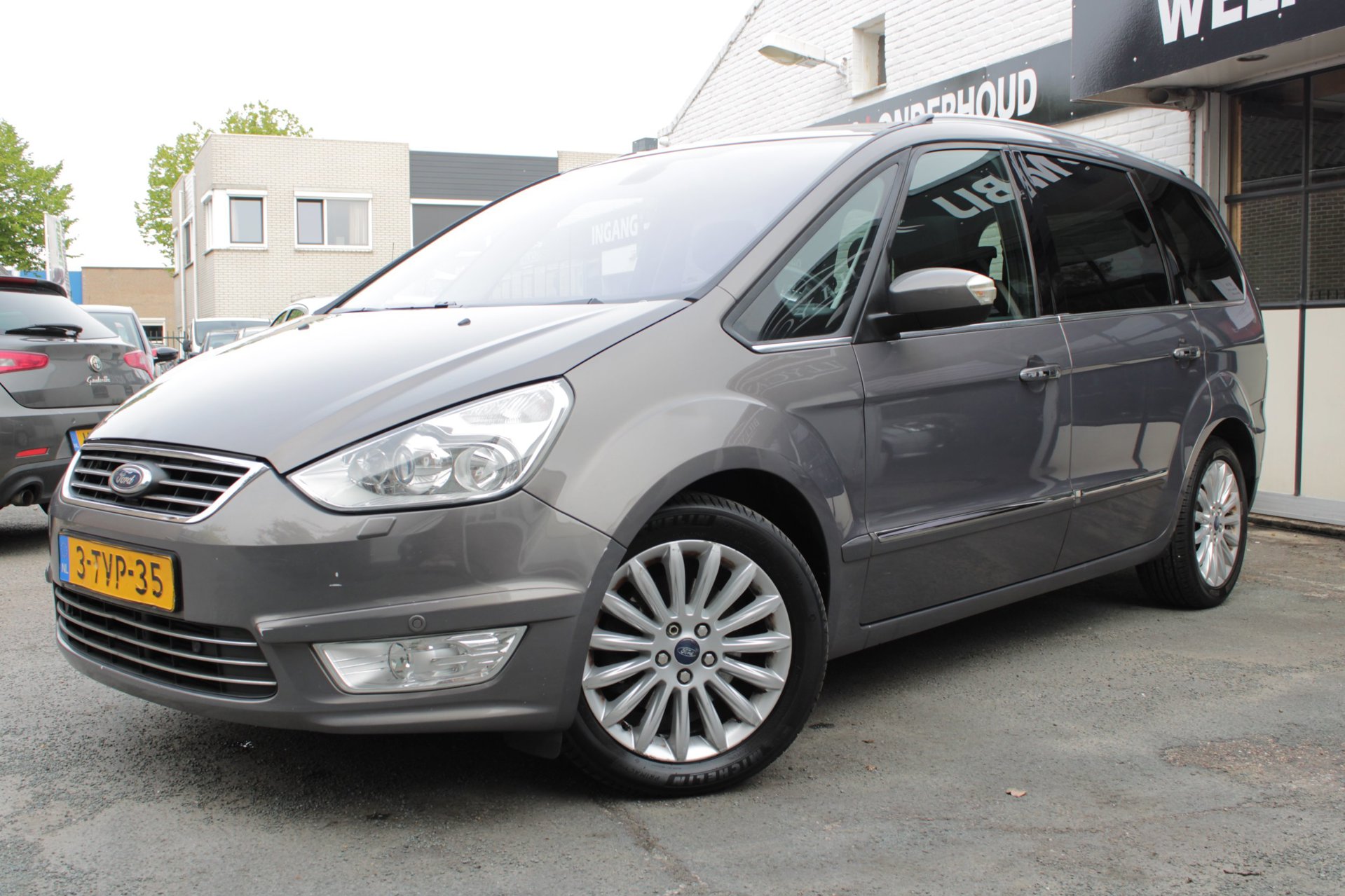 Ford Galaxy 1.6 SCTi Trend 7PERS |Pano| Airco|Cruise control|Navi|Stoelverwarming| Keyless | Elec ramen |Parkeersensoren & Camera