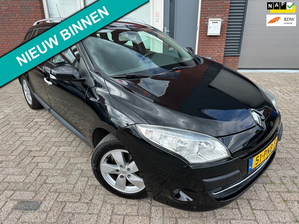 Renault Mégane Estate 1.6 Dynamique / Navi / PDC / Clima / Cruise / NAP