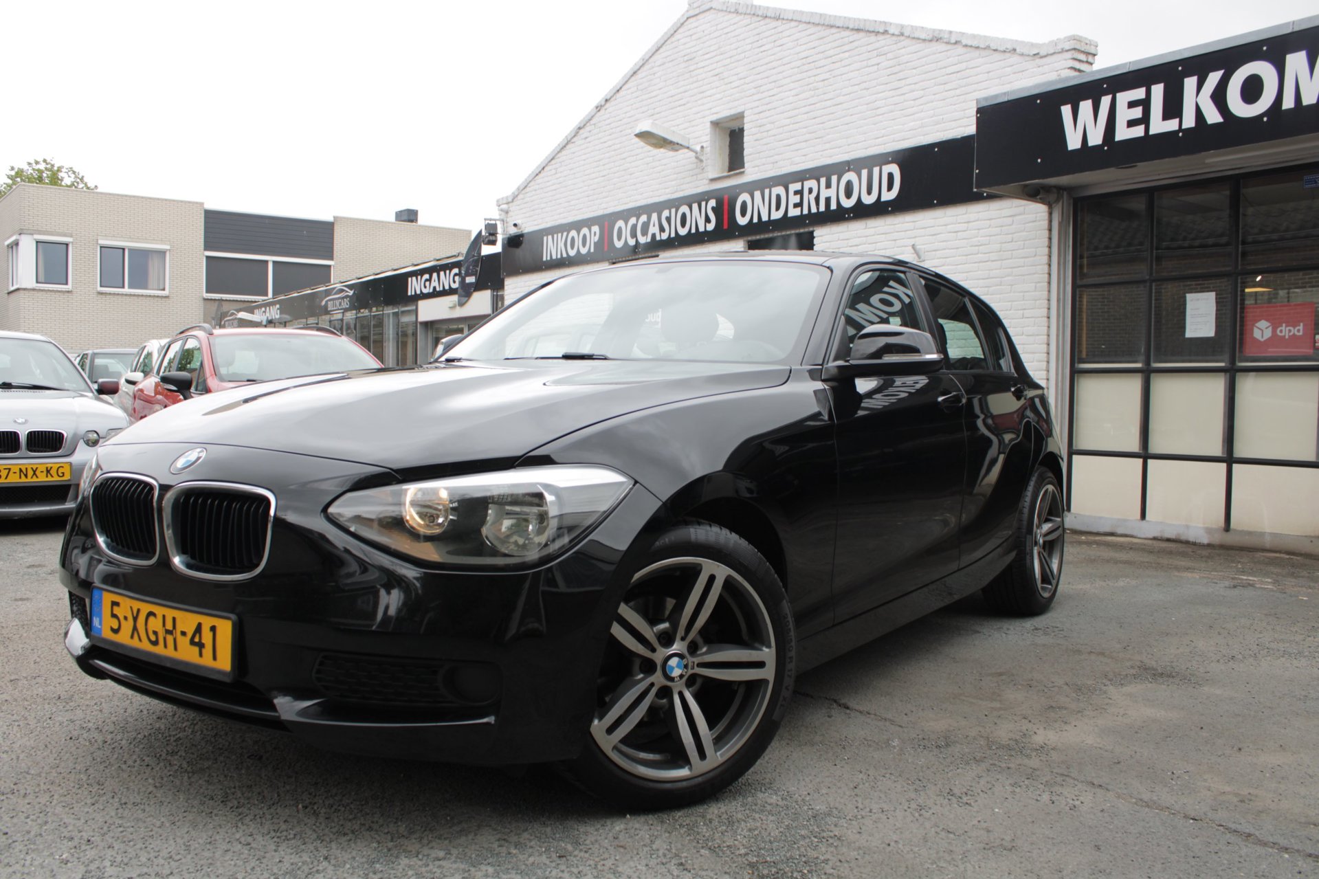 BMW 1-serie 114i EDE Business / Airco / Stoelverwarming / APK NIEUW