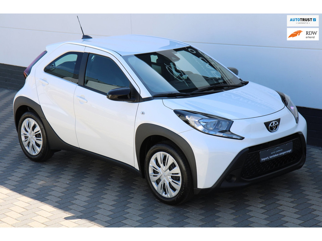 Toyota Aygo X 1.0 VVT-i S-CVT Play Automaat Carplay Camera !!