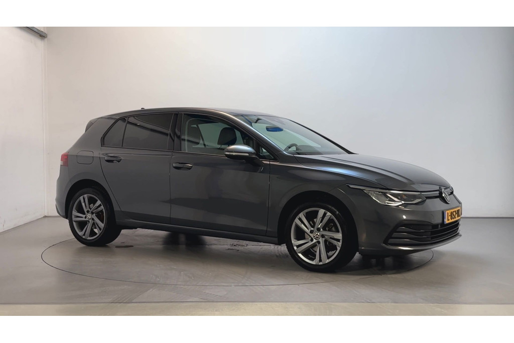 Volkswagen Golf 1.0 eTSI 110pk DSG Life Virtual Cockpit Sfeerverlichting Navigatie Parkeersensoren