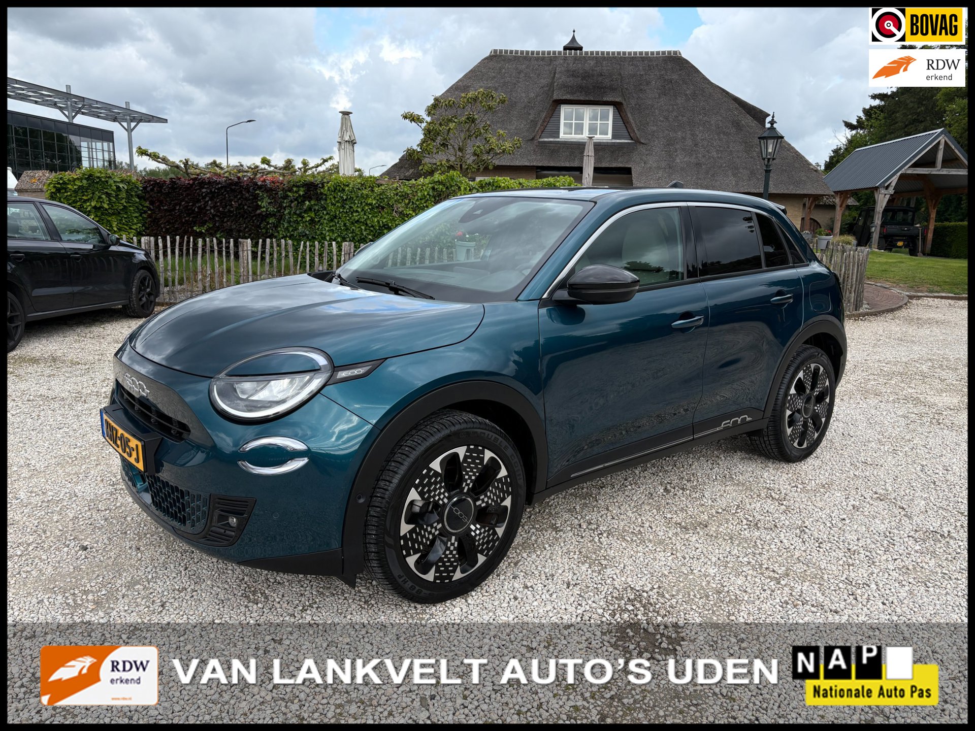 Fiat 600 1.2 Hybrid La Prima ACC, Stoelverw. Leder, LED, Ambiente