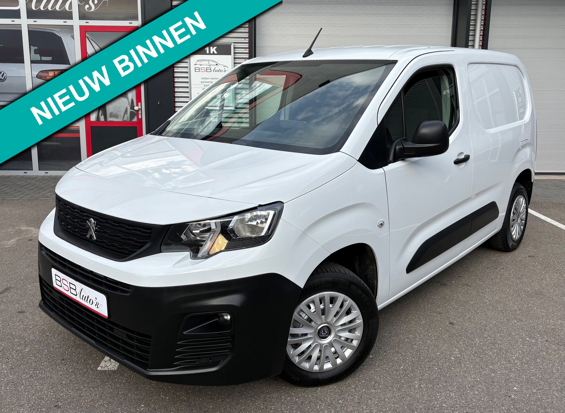 Peugeot Partner 1.2 PureTech 110 S&S L1 Airco Navi/Carplay Cruise Pdc Acht.Camera 3 Zits Elek.pakket