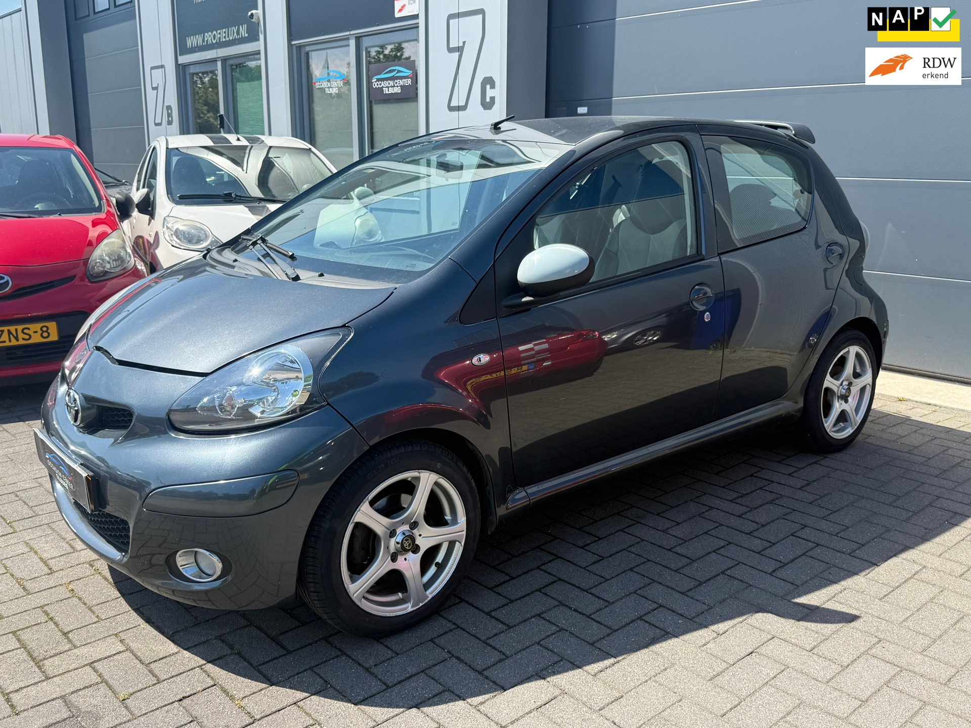 Toyota Aygo 1.0 AIRCO | ELEKTR PAKKET | APK 10-26 | NAP |
