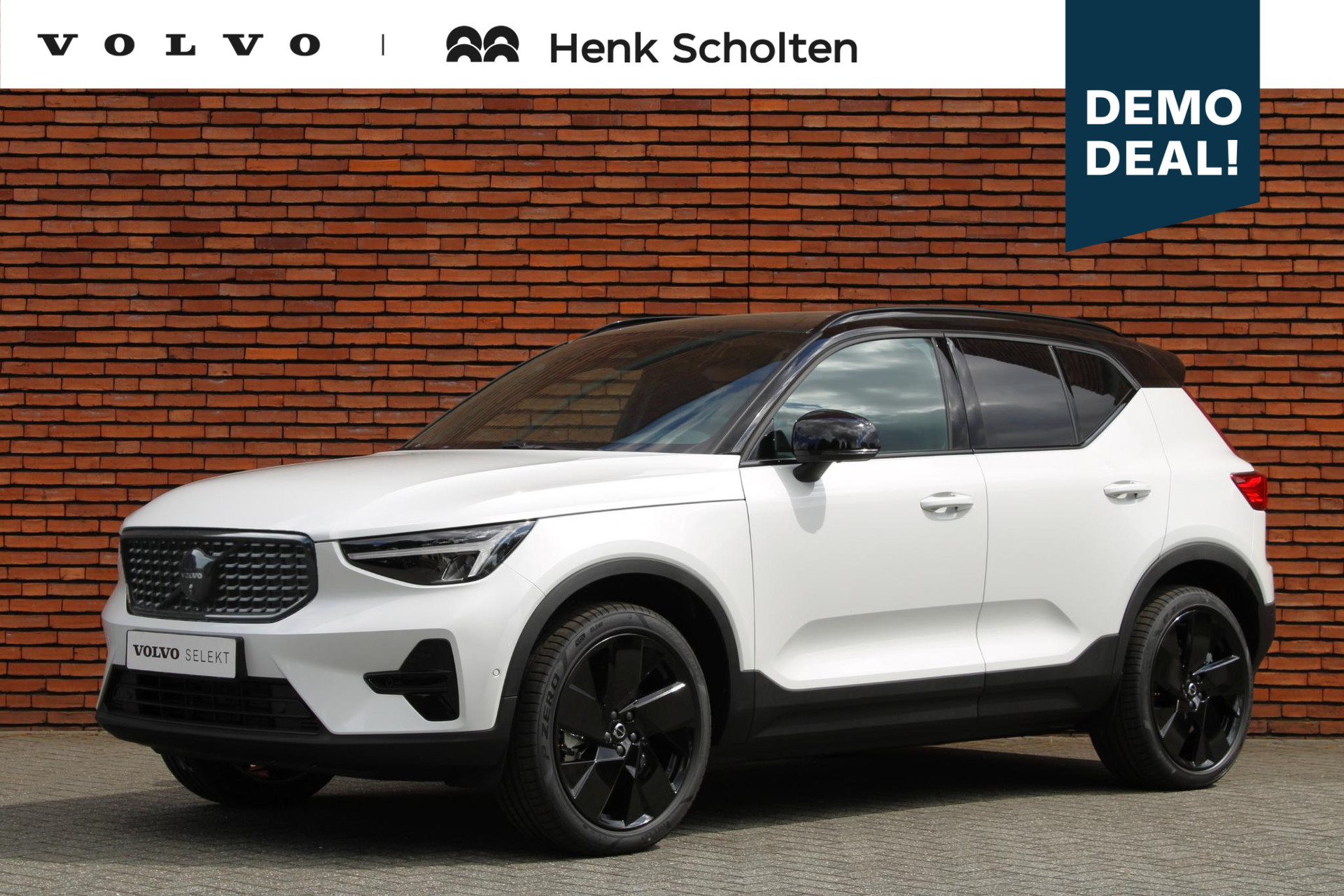 Volvo XC40 B4 Plus Black Edition |