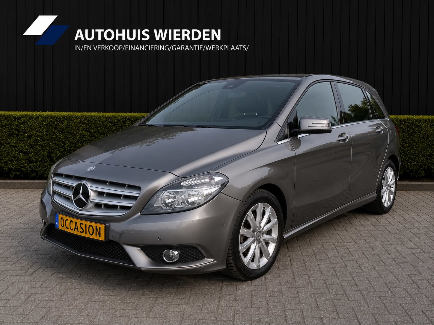Mercedes-Benz B-klasse 180 Ambition Autom/Navi/Stoelverw/Cruise