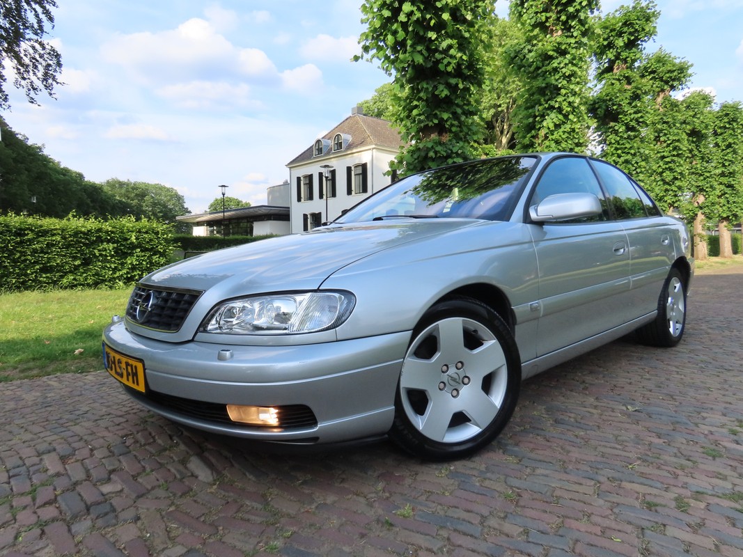 Opel Omega