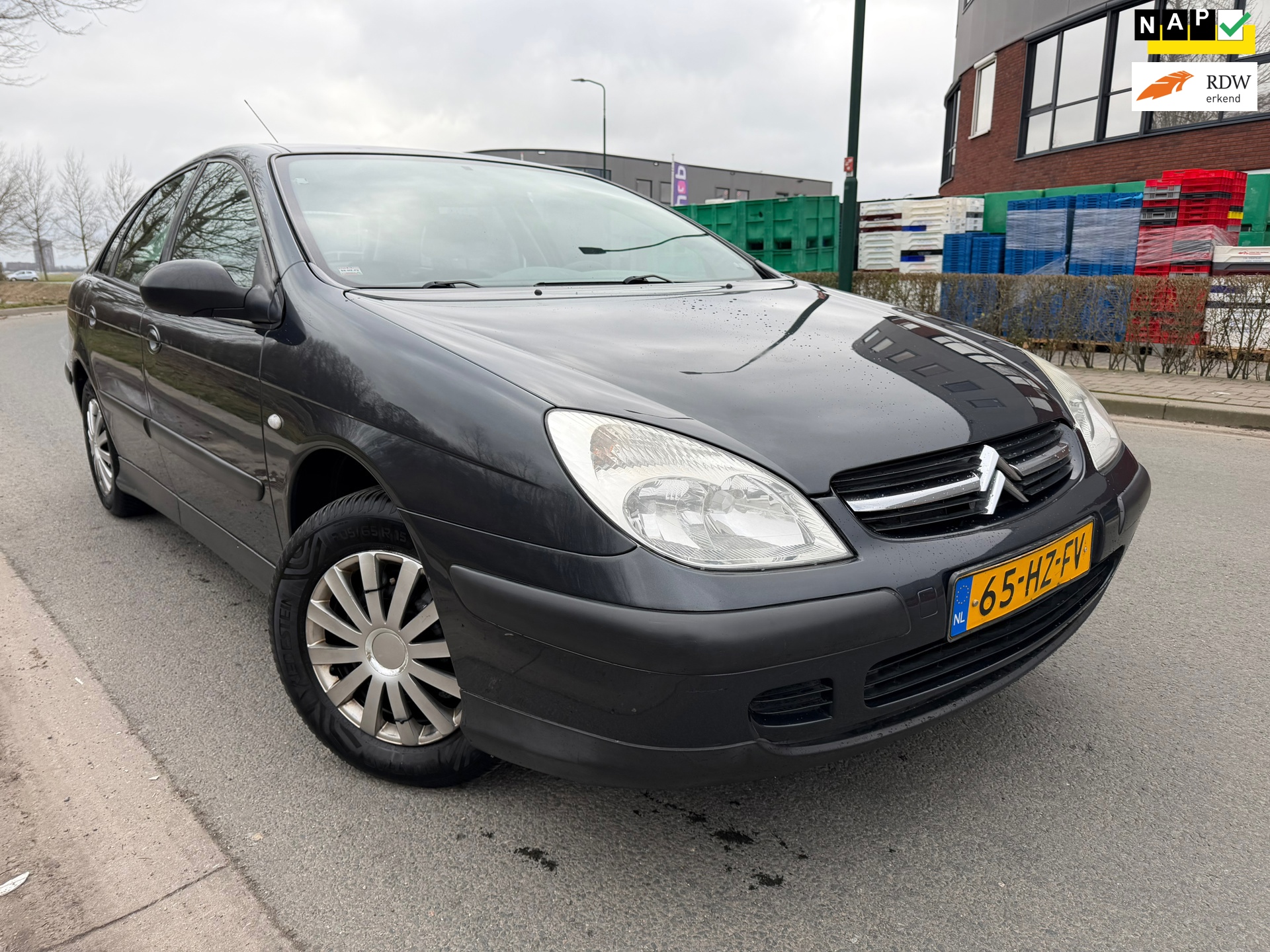Citroën C5 1.8-16V Ligne Séduction BJ 2002 APK/ STUURBEK/ ZEER NETJES !!!