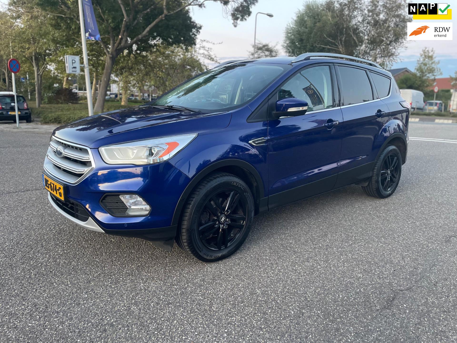 Ford Kuga 1.5 EcoBoost Titanium / 1e.eigenaar / leder/ airco / cruise.control / lmv / pdc / elek.pakket / nap....