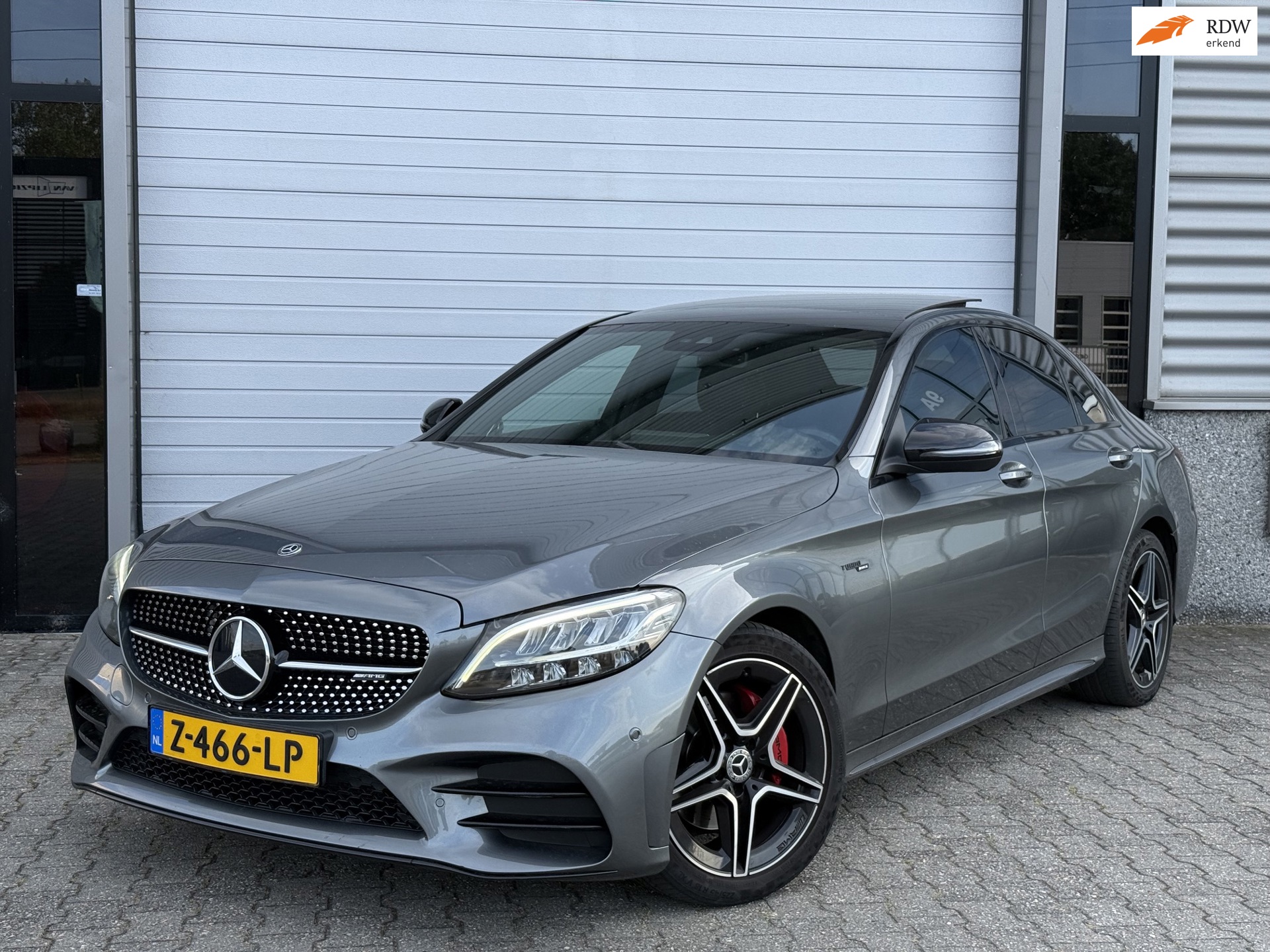 Mercedes-Benz C-klasse 180 Amg Night Leder Pano Elektrische stoelen