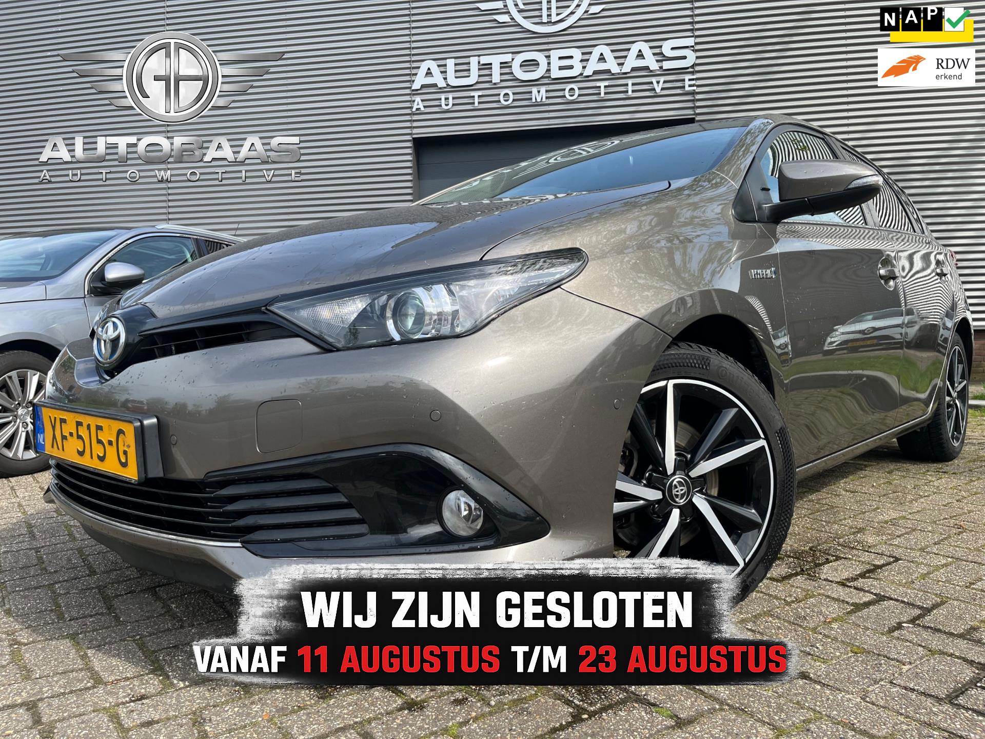 Toyota Auris 1.8 Hybrid Dynamic AUTOMAAT+NLAUTO+NAP+TREKHAAK+NAVIGATIE+CAMERA+STOELVERWARMING+CLIMATE CONTROL+LICHTMETALEN VELGEN