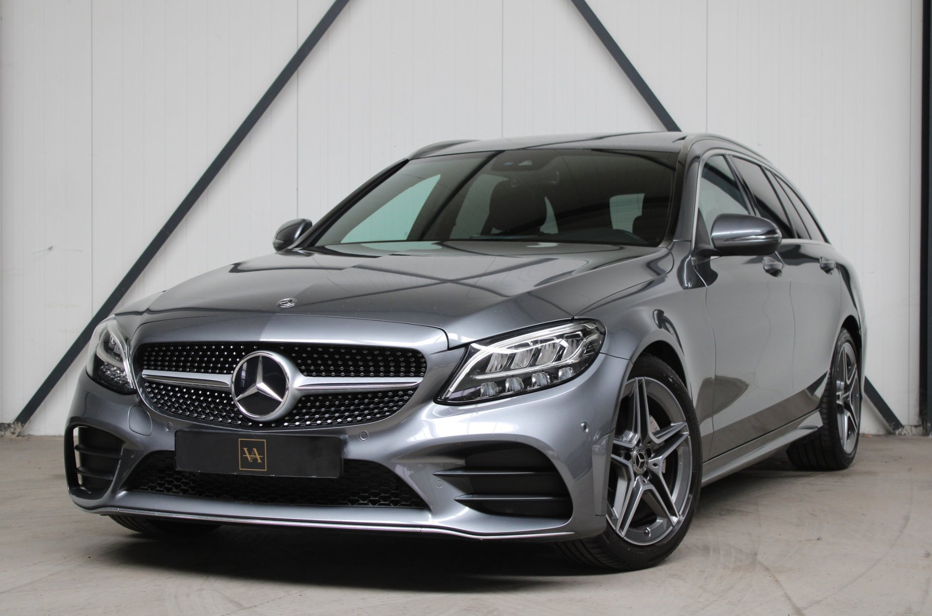 Mercedes-Benz C-klasse Estate 200 AMG Plus HYBRID Upgrade Edition l PANO l Digital