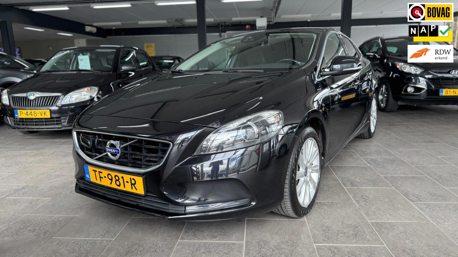 Volvo V40 2.0 D4 Ocean Race Euro 6 190pk xenon leer navi clima cruise elek-pakket stoelverwarming pdc trekhaak