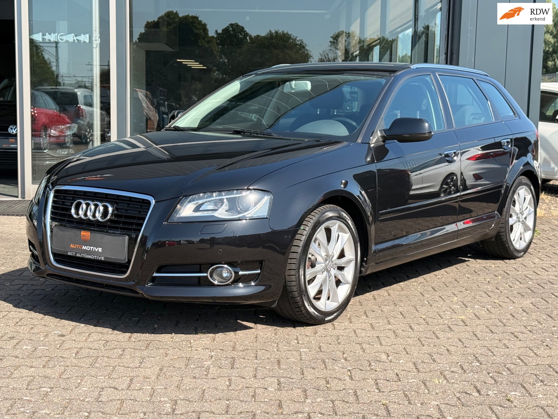 Audi A3 Sportback 1.2 TFSI Attraction S-TRONIC Automaat