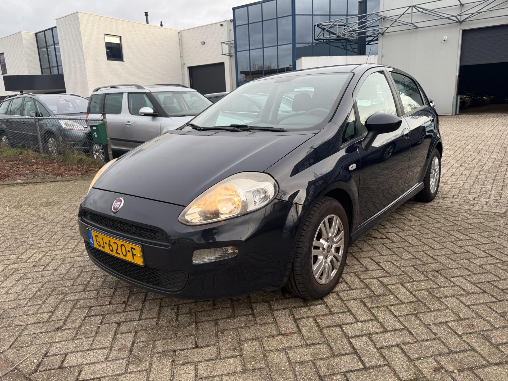 Fiat Punto Evo 1.3 M-Jet Lounge Bj 2015