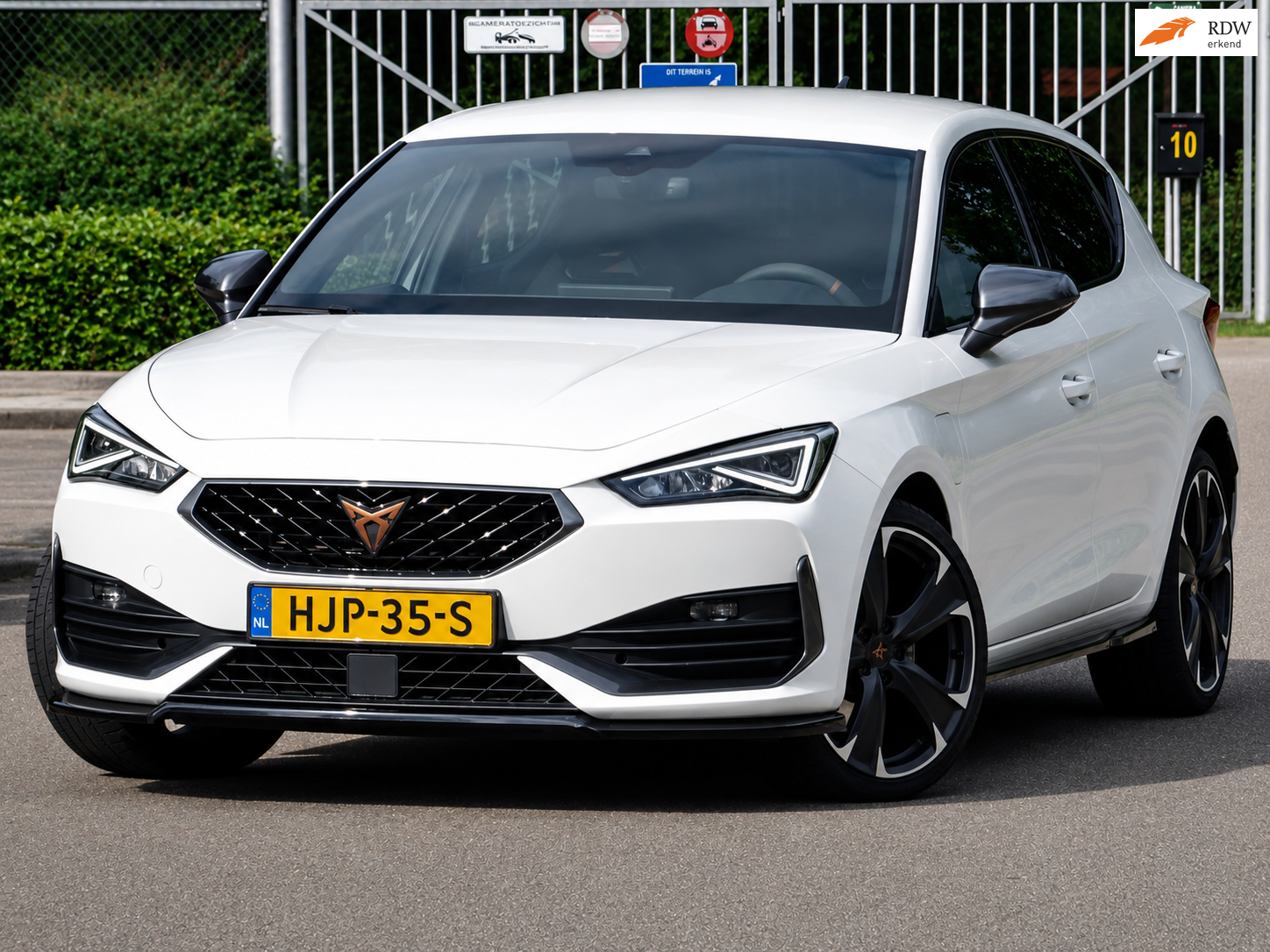Cupra Leon 1.4 e-Hybrid VZ MAXTON/SPORTSTOELEN/CARPLAY/SFEER