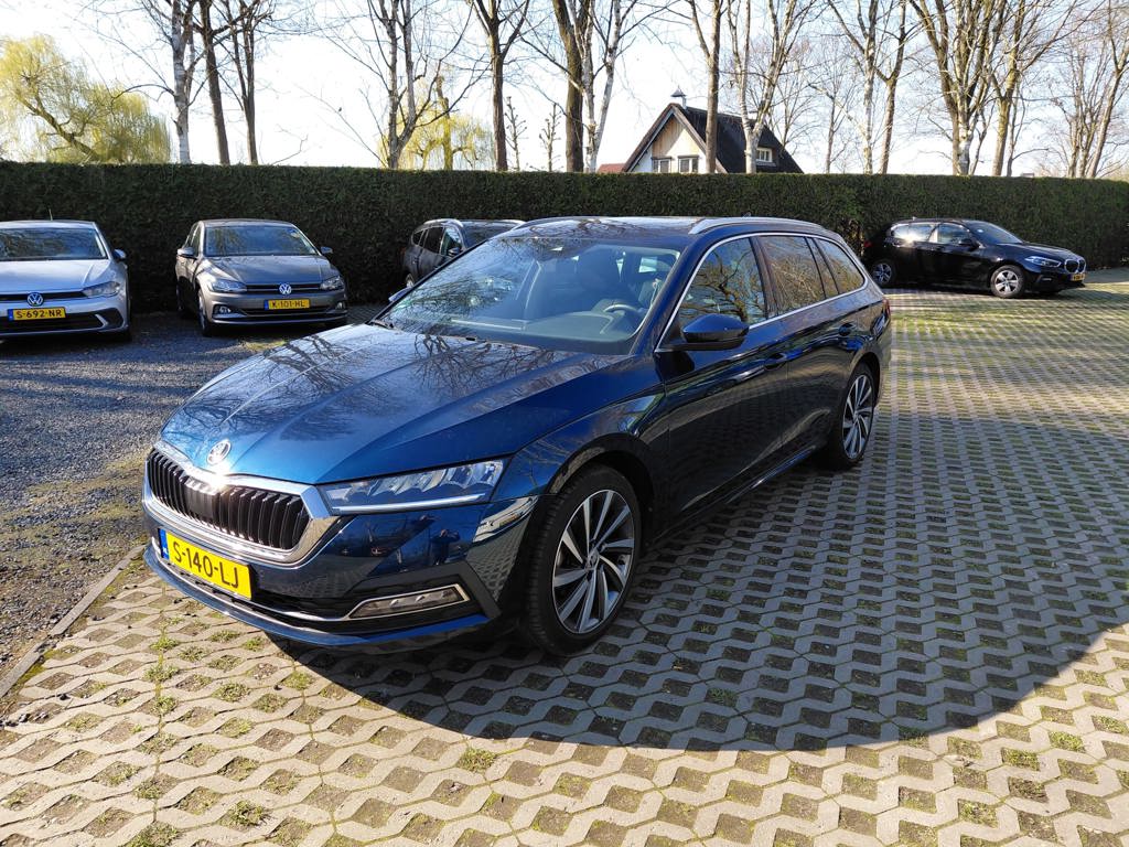 Skoda Octavia Combi 1.0 TSI Business Edition Plus 18 inch, navi, electrische klep