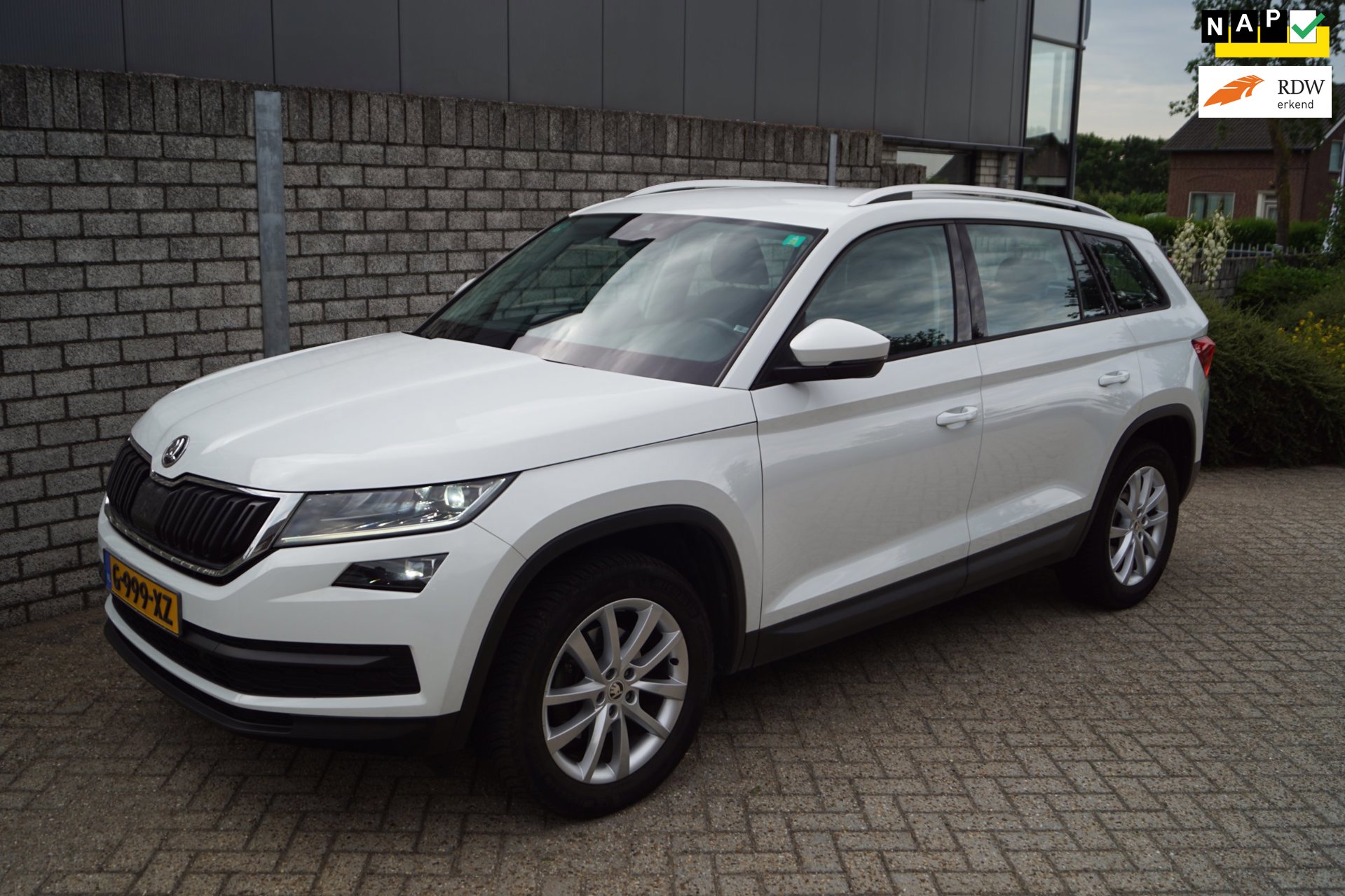Skoda Kodiaq 1.5 TSI Limited Business Edition Autom Half Leder Sportst Stoelverw Navi Clima Adaptieve Cruise 2x PDC LMV Trekh ENZ