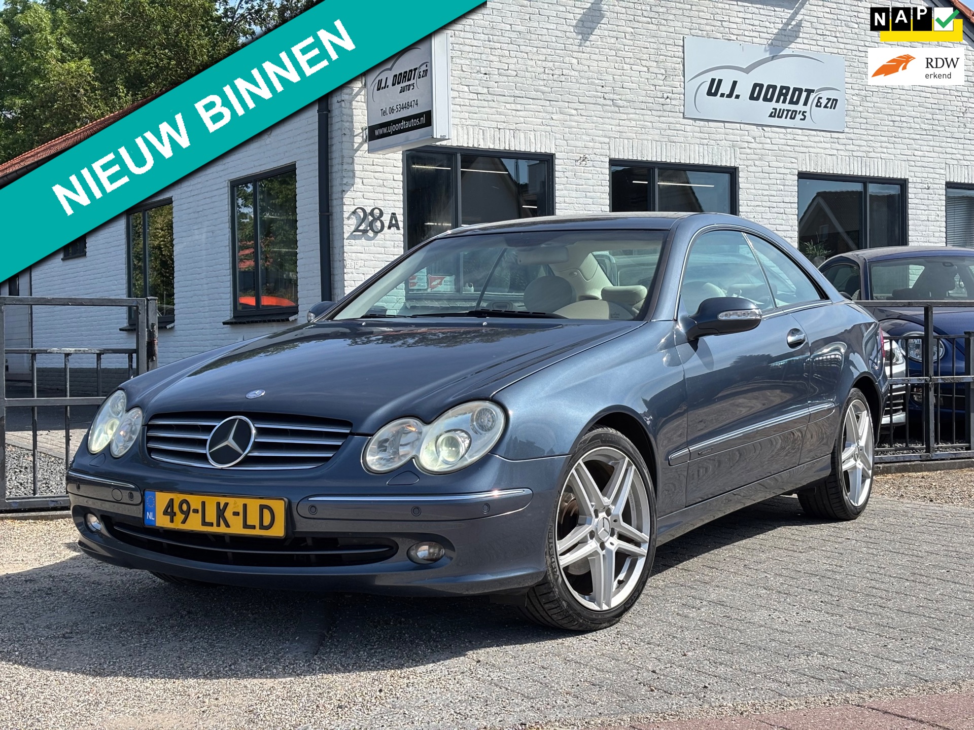 Mercedes-Benz CLK-klasse Coupé 240 Elegance mooie auto !