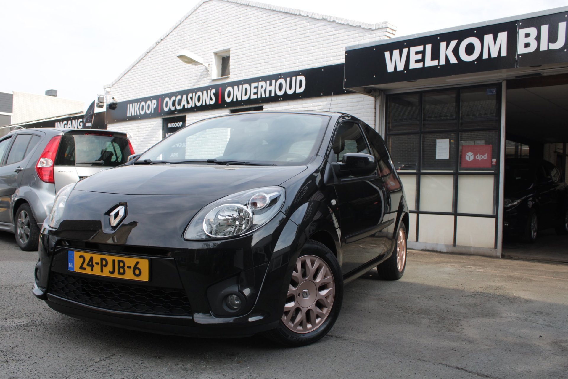Renault Twingo 1.2-16V Miss Sixty / Airco / Apk Nieuw / Bleutooth