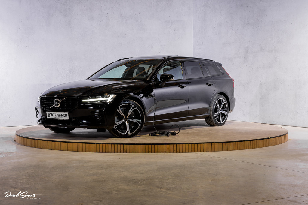 Volvo V60 2.0 T8 Plug-in hybrid AWD Ultimate Dark Long range