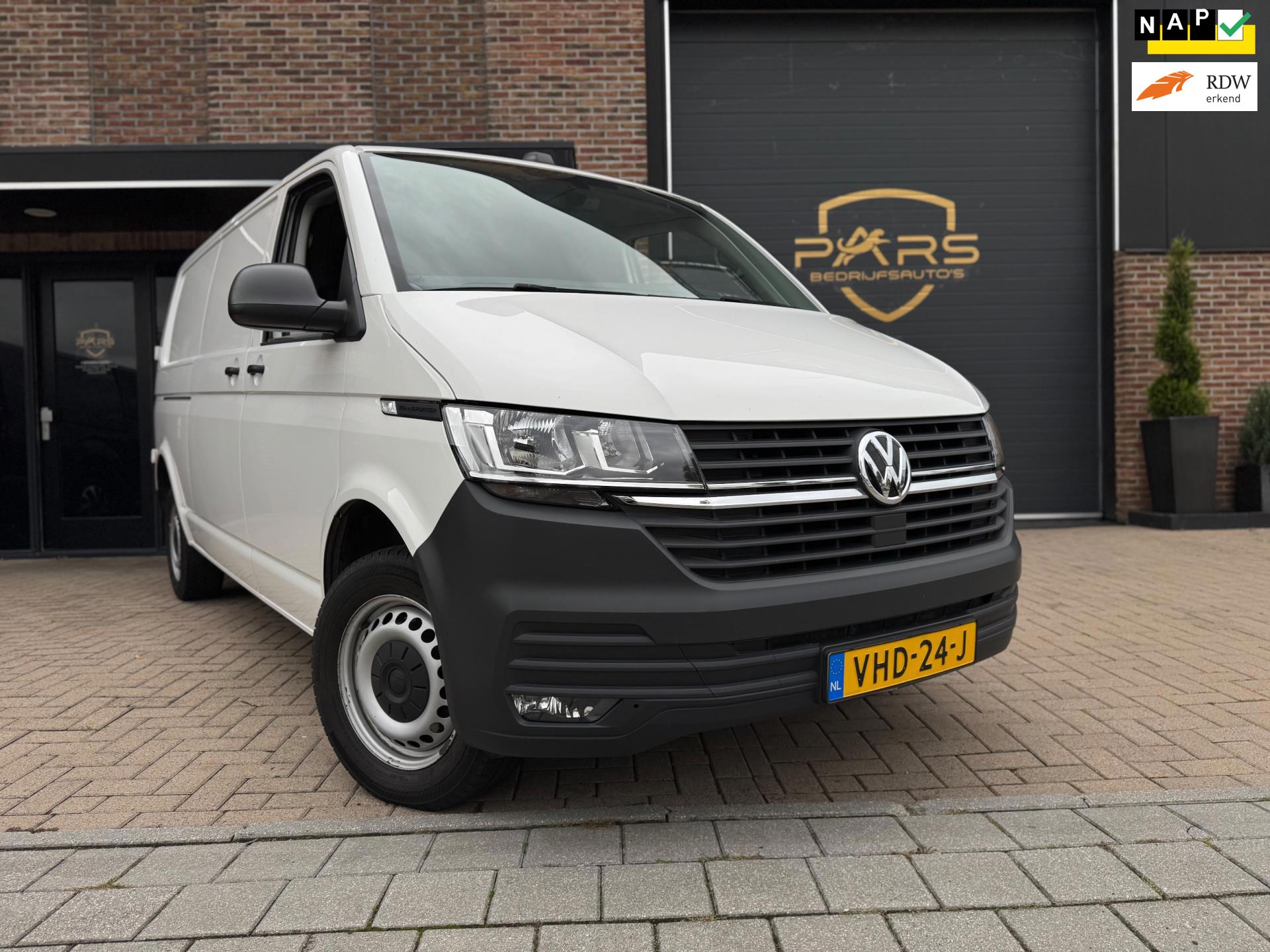 Volkswagen Transporter 2.0 TDI T6 L2H1 28 150PK Highline Dubbelle Schuifdeuren Airco Navi Cruise Control Elk. Ramen Zeer Nette