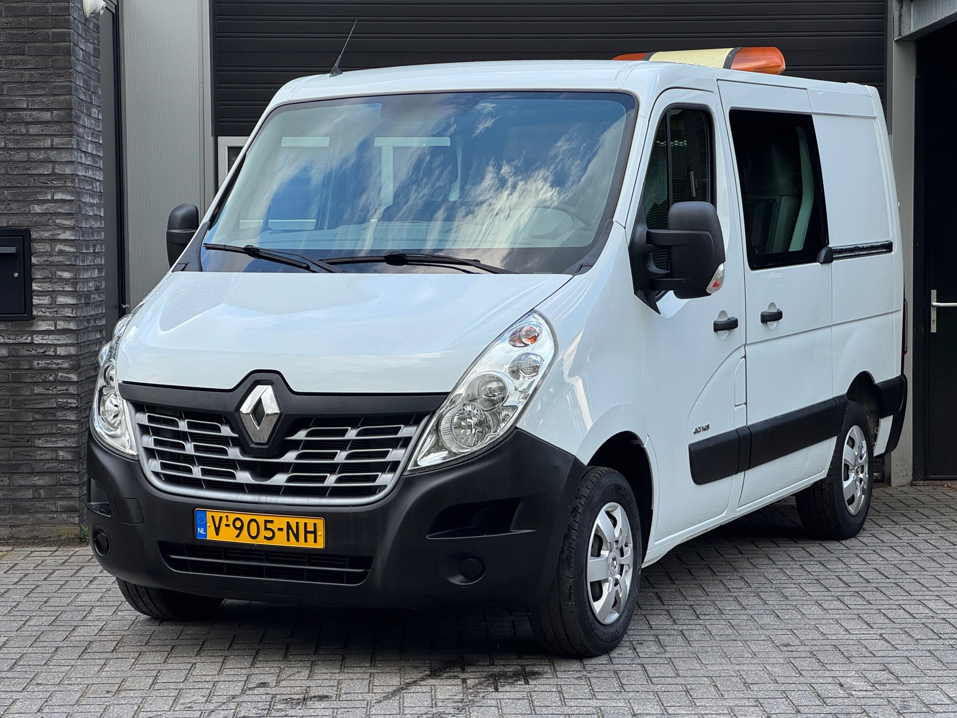 Renault Master T35 2.3 dCi L1H2 EURO6 DUBBEL CABINE AIRCO NAVI