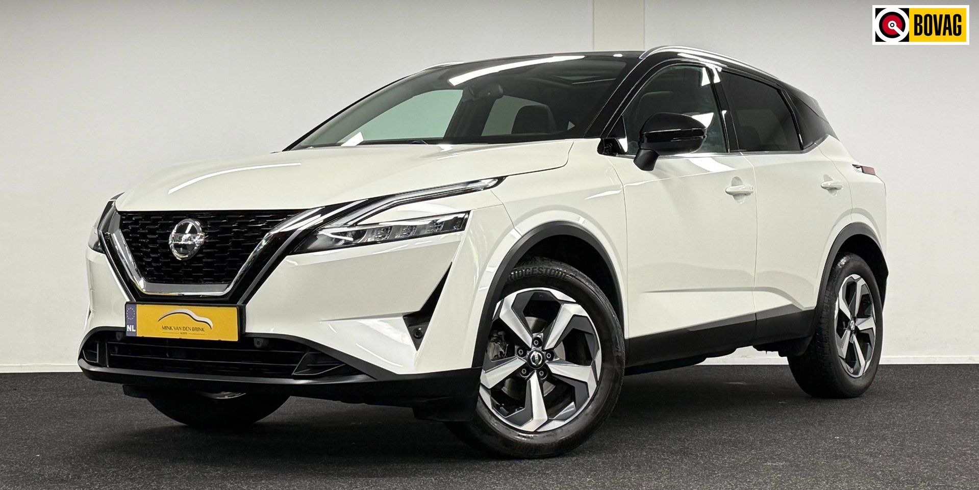 Nissan Qashqai 1.3 MHEV Xtronic Premiere Edition*Panodak*Navi*Camera*Carplay