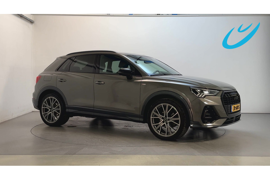 Audi Q3 35 TFSI Edition One S-Edition Navigatie Parkeersensoren Sfeerverlichting