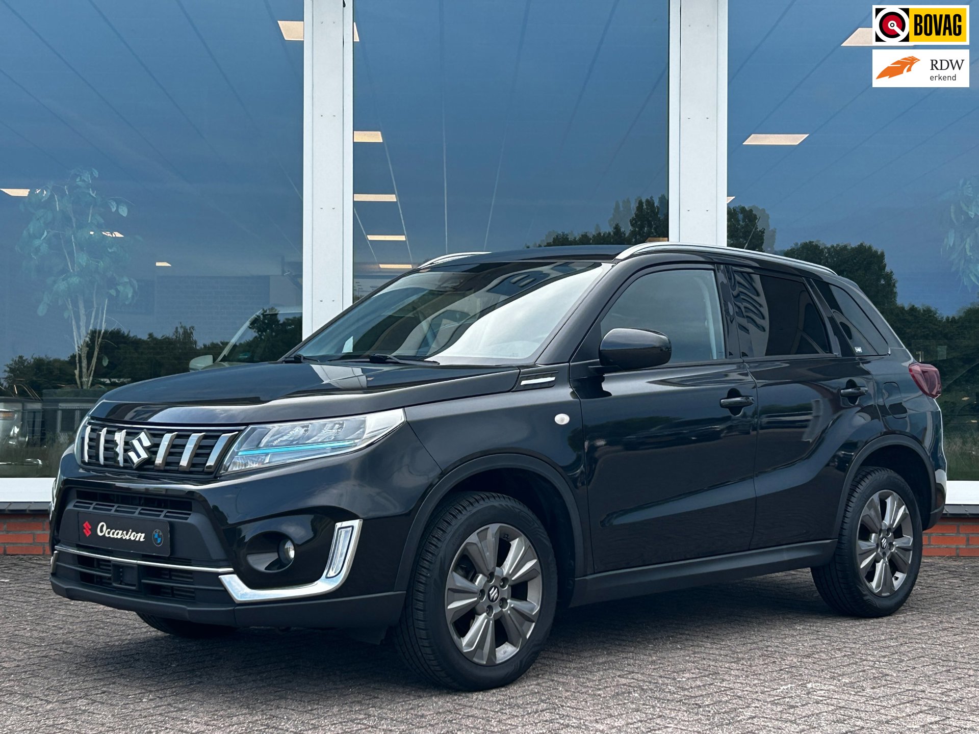 Suzuki VITARA 1.4 Boosterjet Select Smart Hybrid AUT. - Navi - Camera - LM - 4 seizoenenbanden