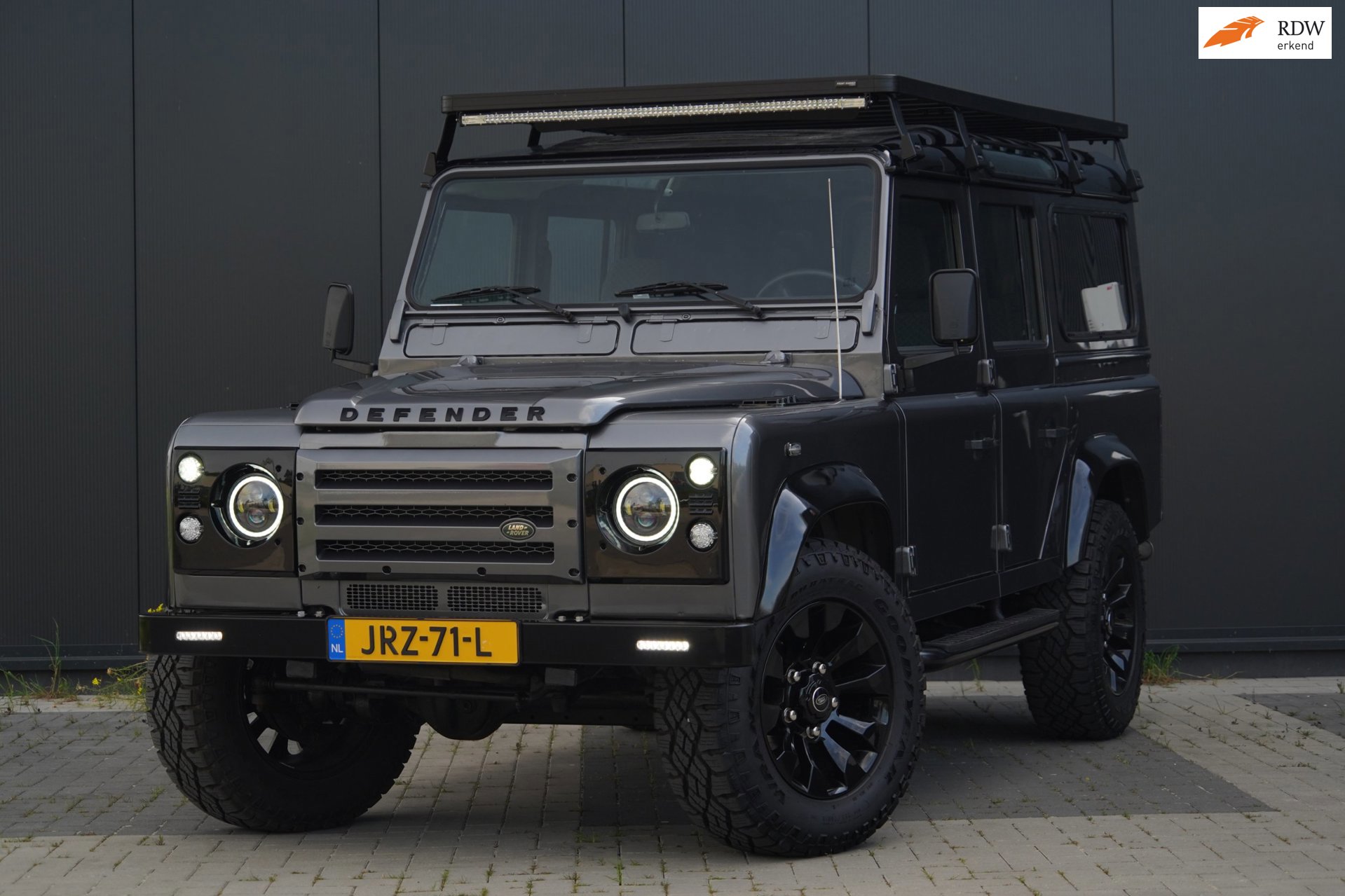 Land Rover DEFENDER 2.5 TD5 110 SW S
