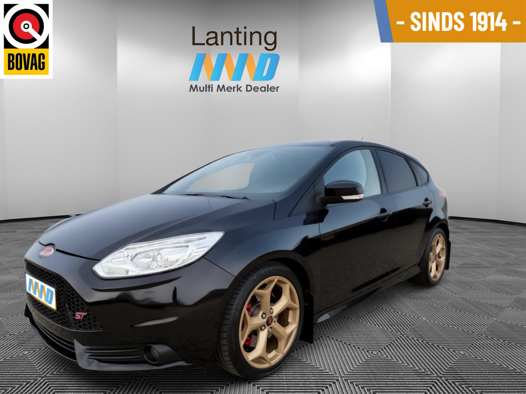 Ford Focus 2.0 EcoBoost ST-3 origineel met Recaro stoelen