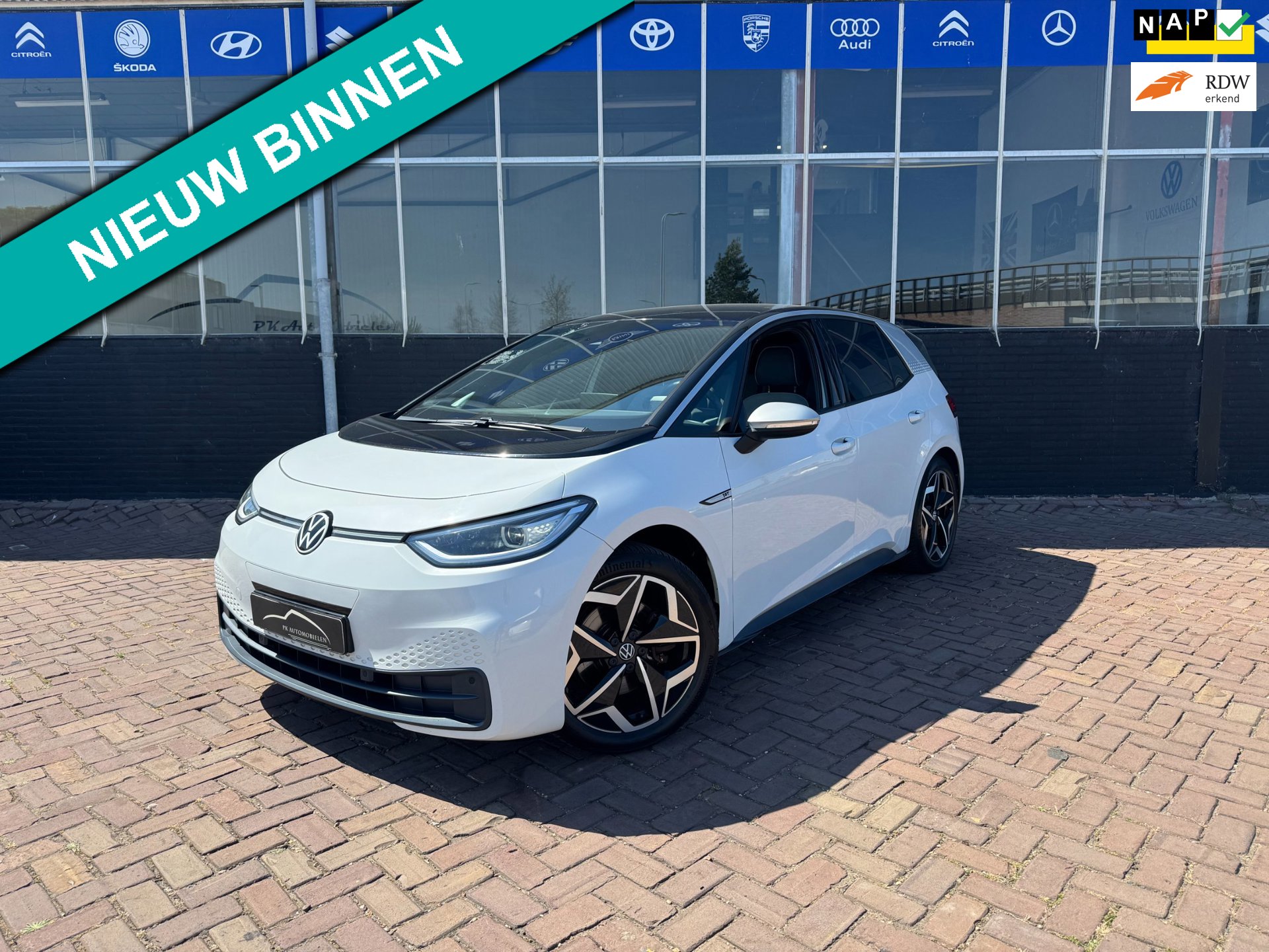 Volkswagen ID.3 First Plus 58 kWh SOH 90% **CARPLAY + KEYLESS + CAMERA**